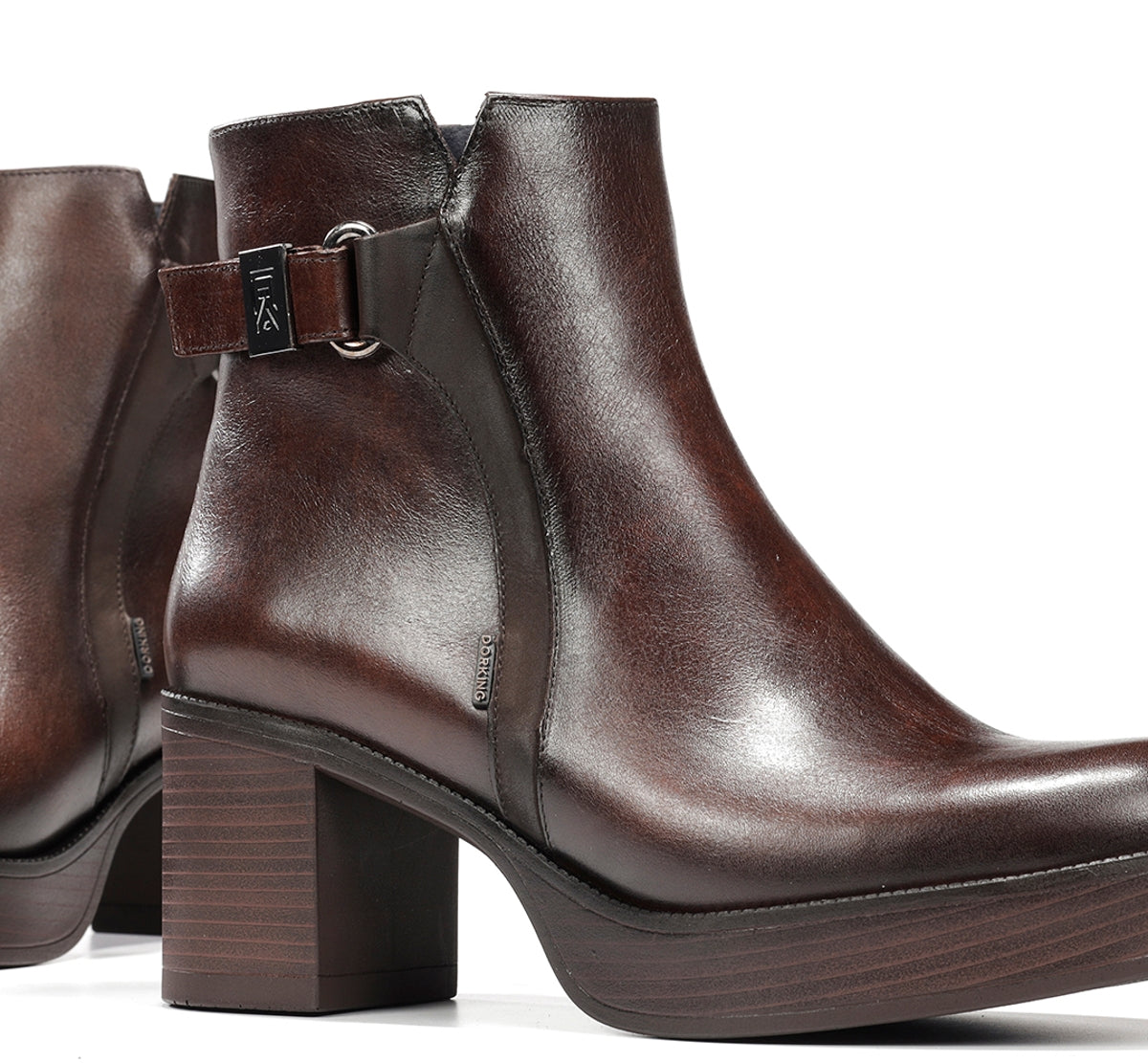 D9589-TONB TOSCANA+NOBUK CAFE-6
