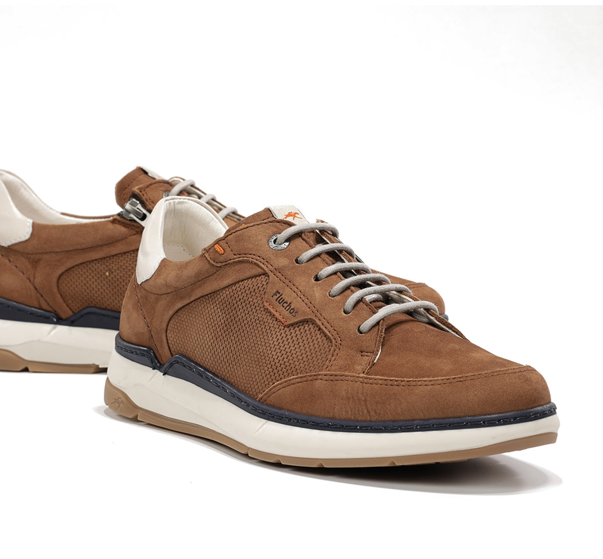 F2211 DELBUCK CUERO+COM.1-6